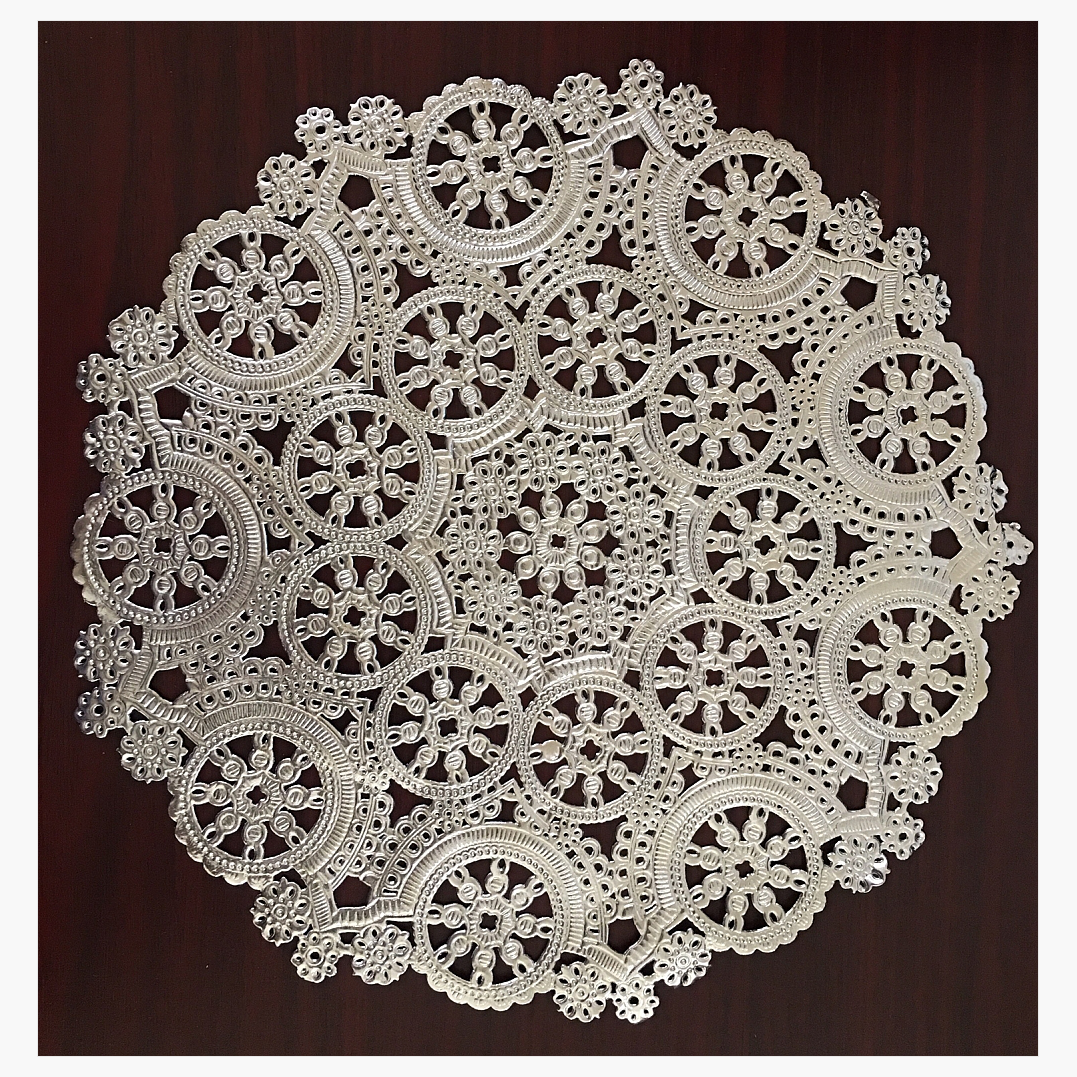 Royal Lace Fine Quality Paper Products Medallion Lace Round Paper Doilies 4- Inch White 1 Piece Pack of 40 each